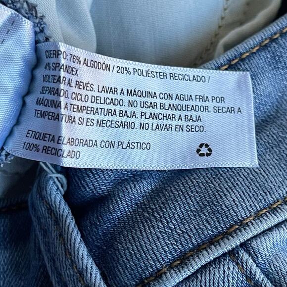 BUNDLE of 3 Universal Thread Shorts High Rise Midi 90s Cut Off Size 2 - Picture 3 of 10